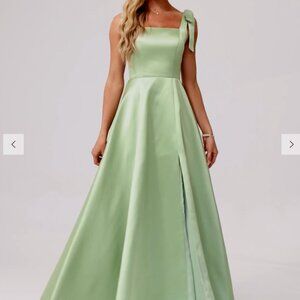 JJ's House Yaxeni Satin Dress Size US16